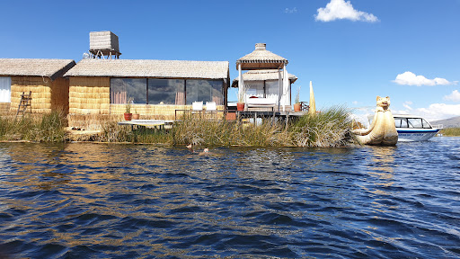 Casitas del Titicaca Peru